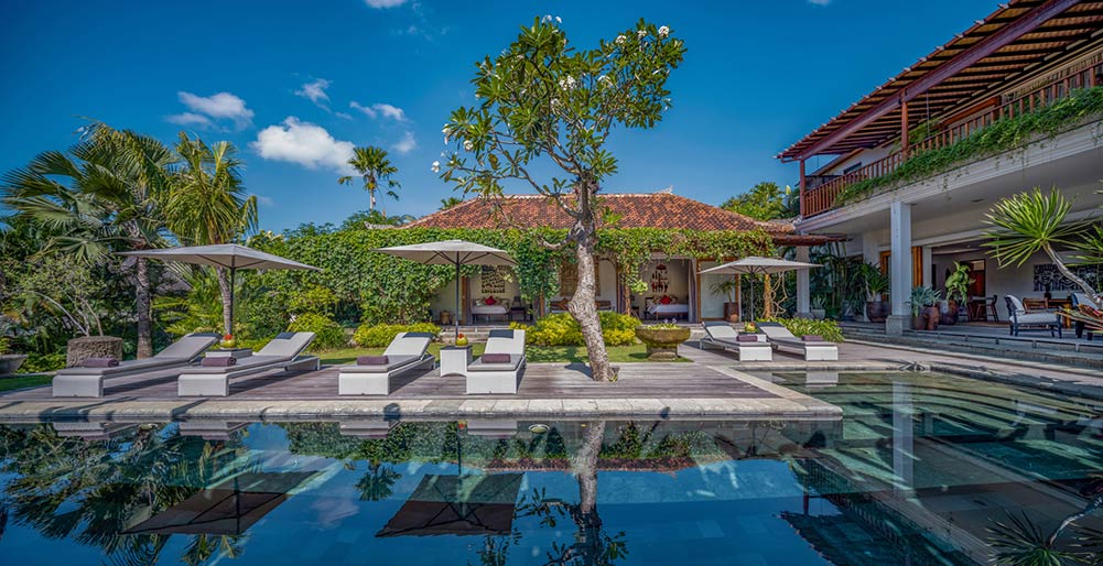 Villa Mandalay Dua - Poolside paradise